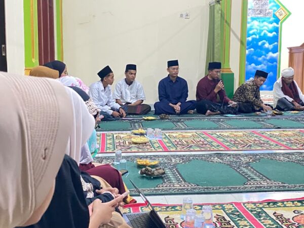 Mahasiswa KKN Dorong Reaktivasi Struktur Kepengurusan Takmir Masjid Jami' Baiturrohim